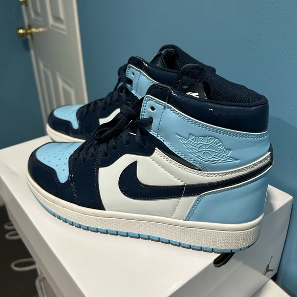 COPY - 2019 Wmns Air Jordan 1 Retro High OG 'Blue Chill' - Picture 3 of 4